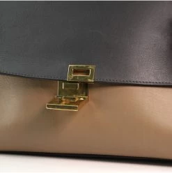 Budget 🤩 Celine Trapeze Bag Leather Large Black, Multicolor, Neutral - 👩 women 🥰 -BELLA ZOE Sales 513e9be03cf34222ace70a89908e038f 81cdf157 2a77 4e7e 9988 f484468ab53d 1080x